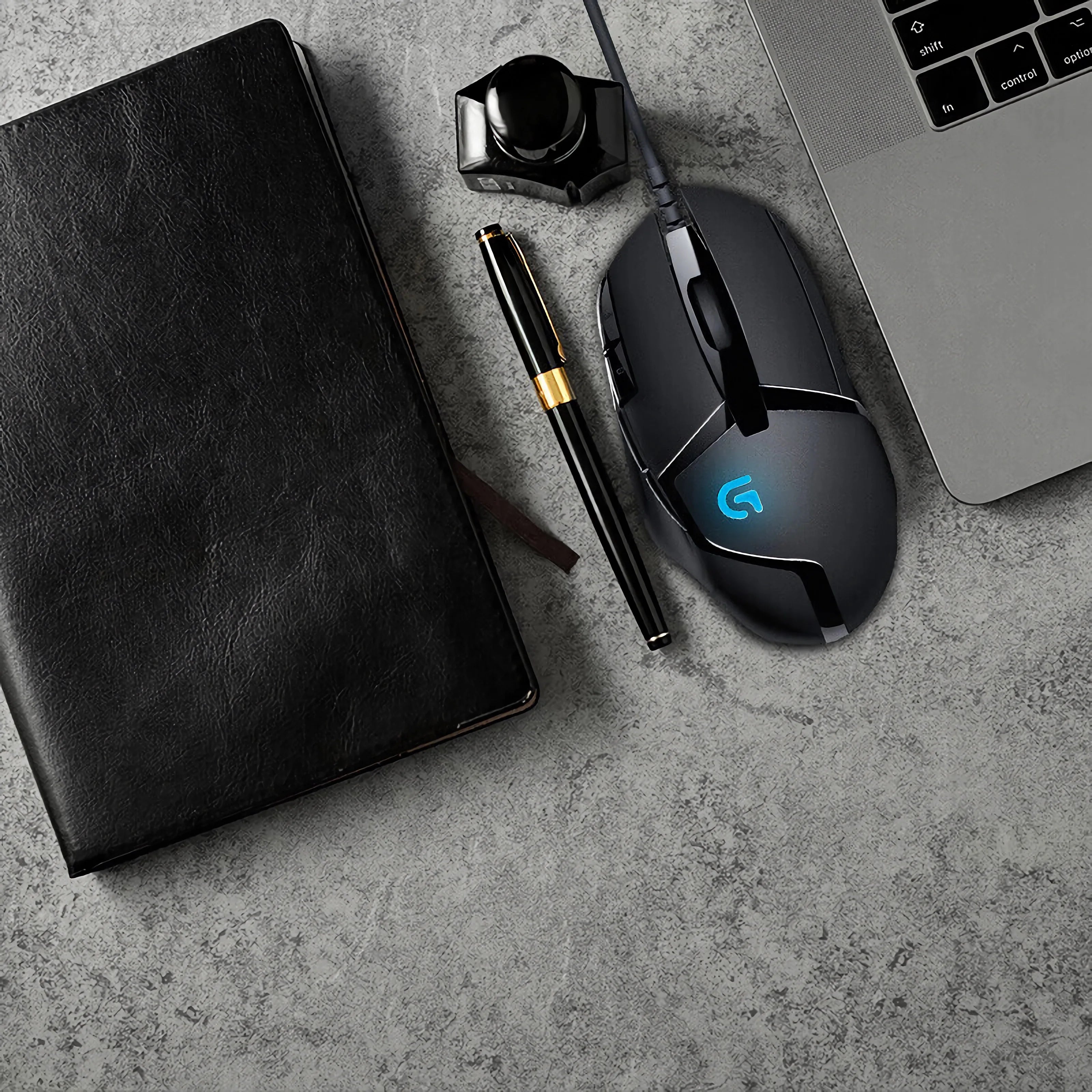Logitech (G) G402 souris de jeu souris filaire e-sports souris de programmation macro mécanique CSGO manger du poulet ordinateur compétitif